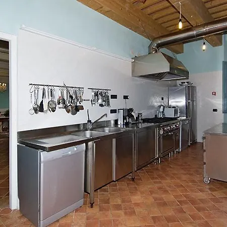 Villa Lammari Sleeps 27 Pool Air Con Wifi